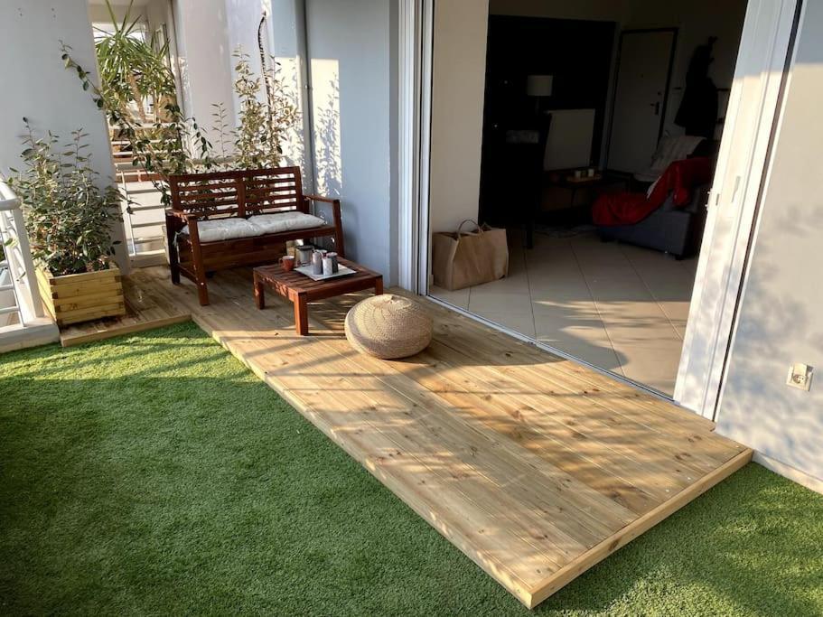 Spacious And Sunkissed 3Br & 2 Bathrooms Apartment Athens Exterior photo